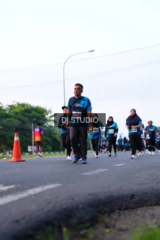 Runner Photo 4860135