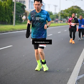 Runner Photo 4860159
