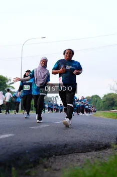 Runner Photo 4860203