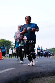 Runner Photo 4860229