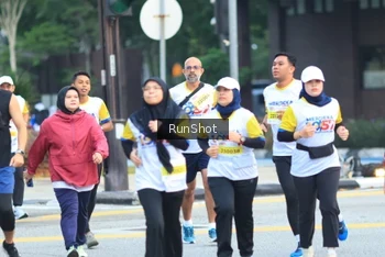Runner Photo 4860238