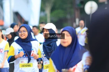 Runner Photo 4860241