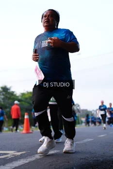 Runner Photo 4860249