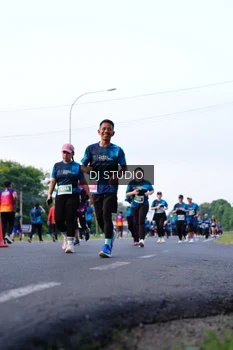 Runner Photo 4860273