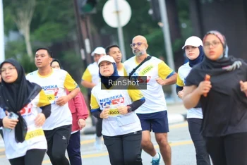 Runner Photo 4860283