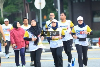 Runner Photo 4860302