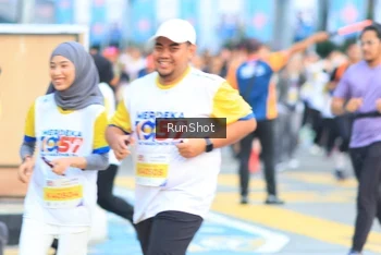 Runner Photo 4860333