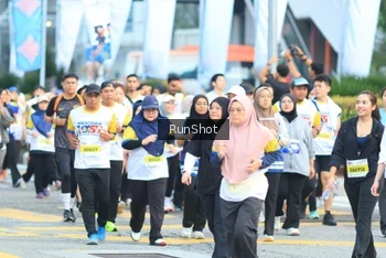 Runner Photo 4860343