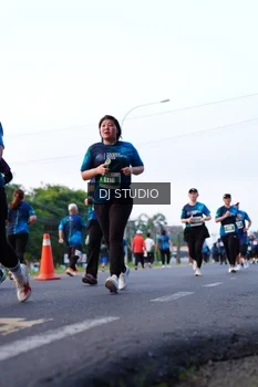 Runner Photo 4860347