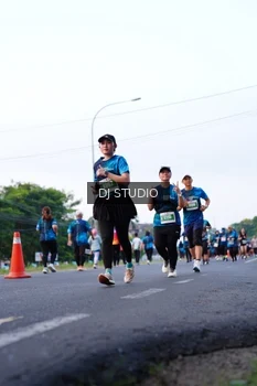 Runner Photo 4860358