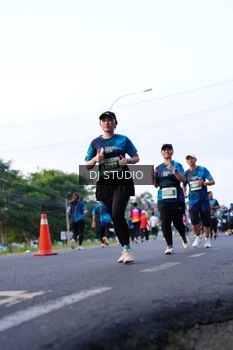 Runner Photo 4860376