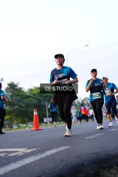 Runner Photo 4860389