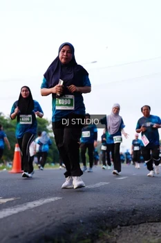 Runner Photo 4860396