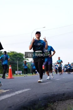 Runner Photo 4860415