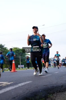 Runner Photo 4860424