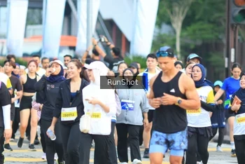 Runner Photo 4860442