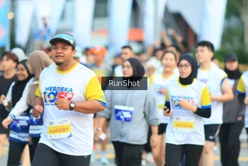 Runner Photo 4860471