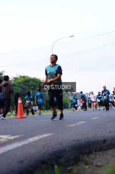 Runner Photo 4860491