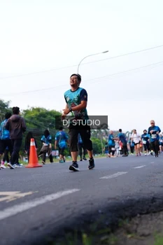 Runner Photo 4860494