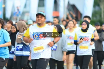 Runner Photo 4860497