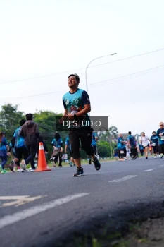 Runner Photo 4860502
