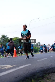 Runner Photo 4860505
