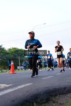 Runner Photo 4860542