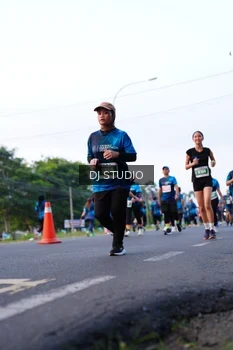 Runner Photo 4860546