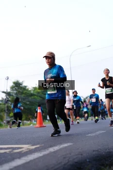 Runner Photo 4860572