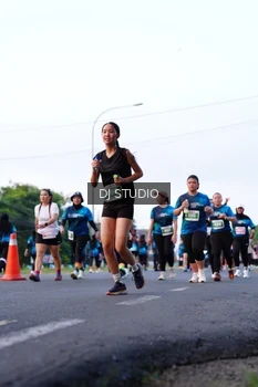 Runner Photo 4860573