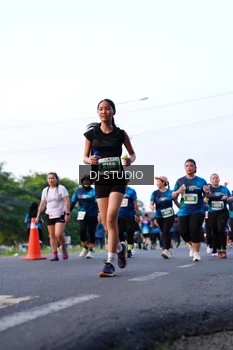 Runner Photo 4860596