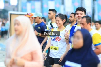 Runner Photo 4860598