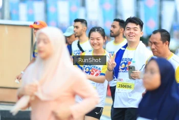 Runner Photo 4860603