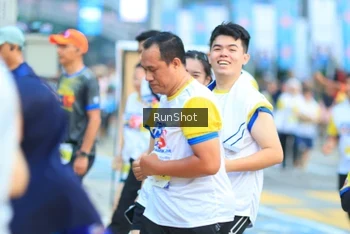 Runner Photo 4860605