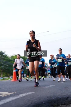 Runner Photo 4860610
