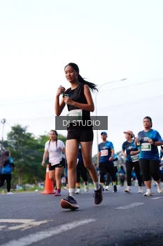 Runner Photo 4860617