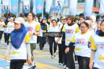 Runner Photo 4860636