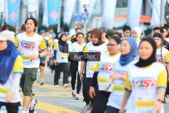 Runner Photo 4860639