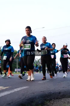 Runner Photo 4860657