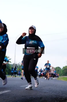 Runner Photo 4860704
