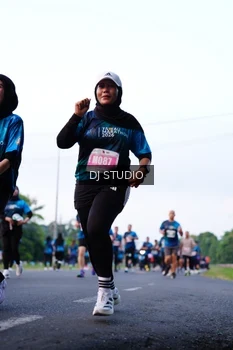 Runner Photo 4860708