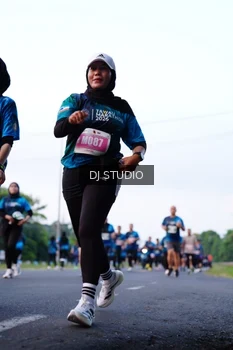 Runner Photo 4860709