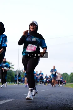 Runner Photo 4860724