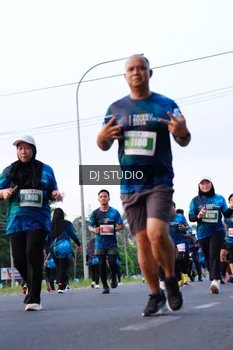 Runner Photo 4860725