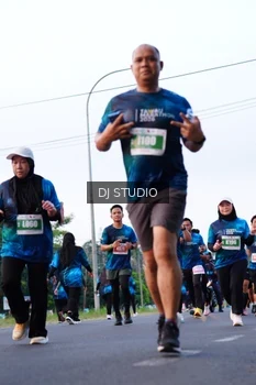 Runner Photo 4860737
