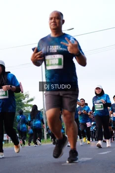 Runner Photo 4860750