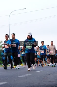 Runner Photo 4860758