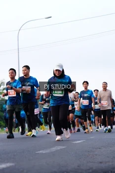 Runner Photo 4860760