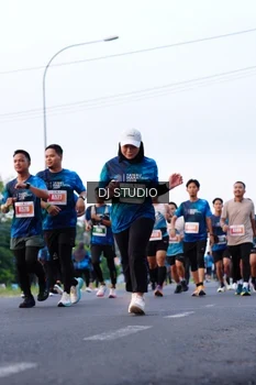 Runner Photo 4860767