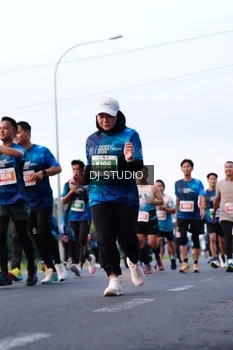 Runner Photo 4860791